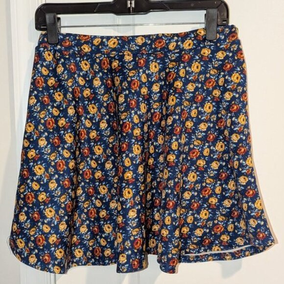 *3 FOR $9* Forever 21 Navy Floral Print Flared A-Line Circle Skater Short Skirt - Picture 2 of 2